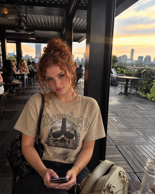 Dernier Skyline  Tee